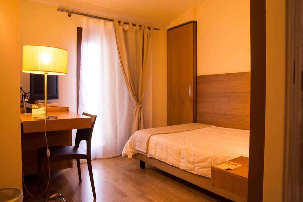 Country House Corte Del Sole Campolungo Kamer foto