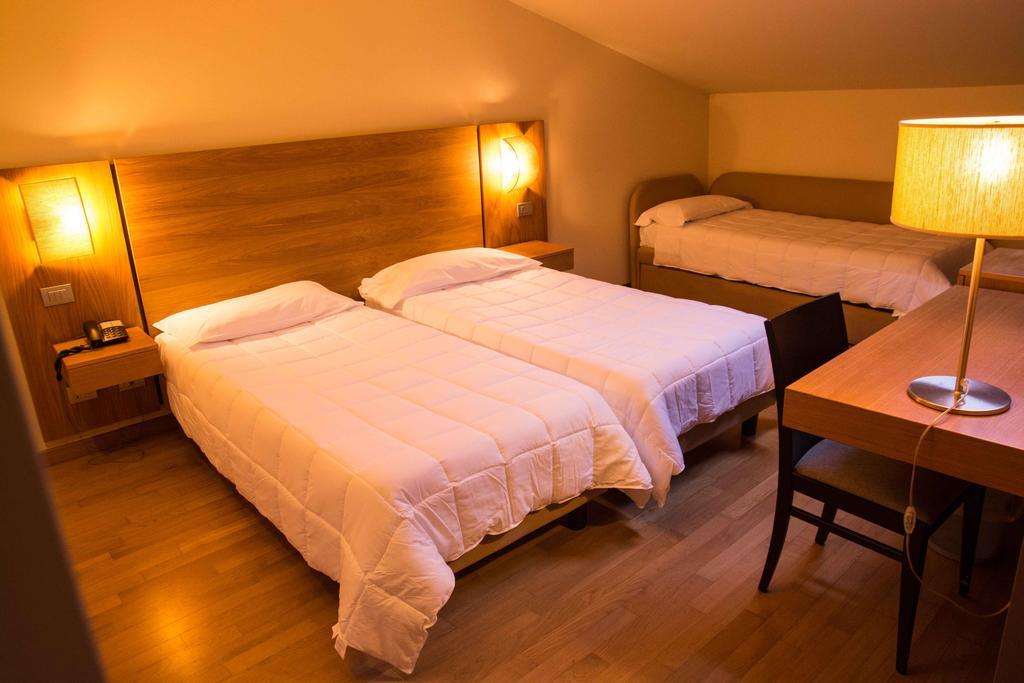Country House Corte Del Sole Campolungo Kamer foto